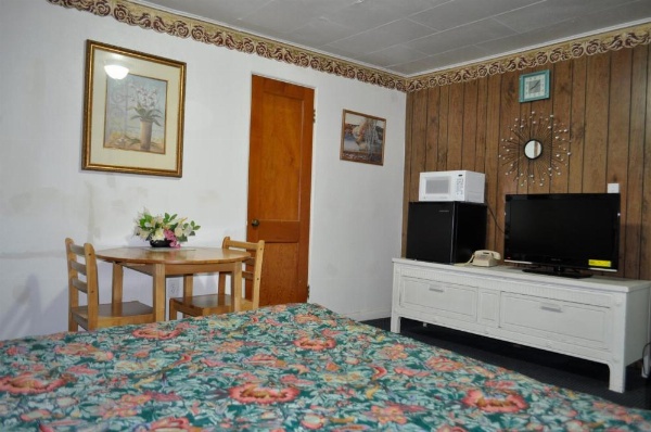 Western Motel image 22